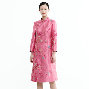高级感女装 戴布拉芬新款 冬季 刺绣旗袍领连衣裙国风显瘦气质新中式