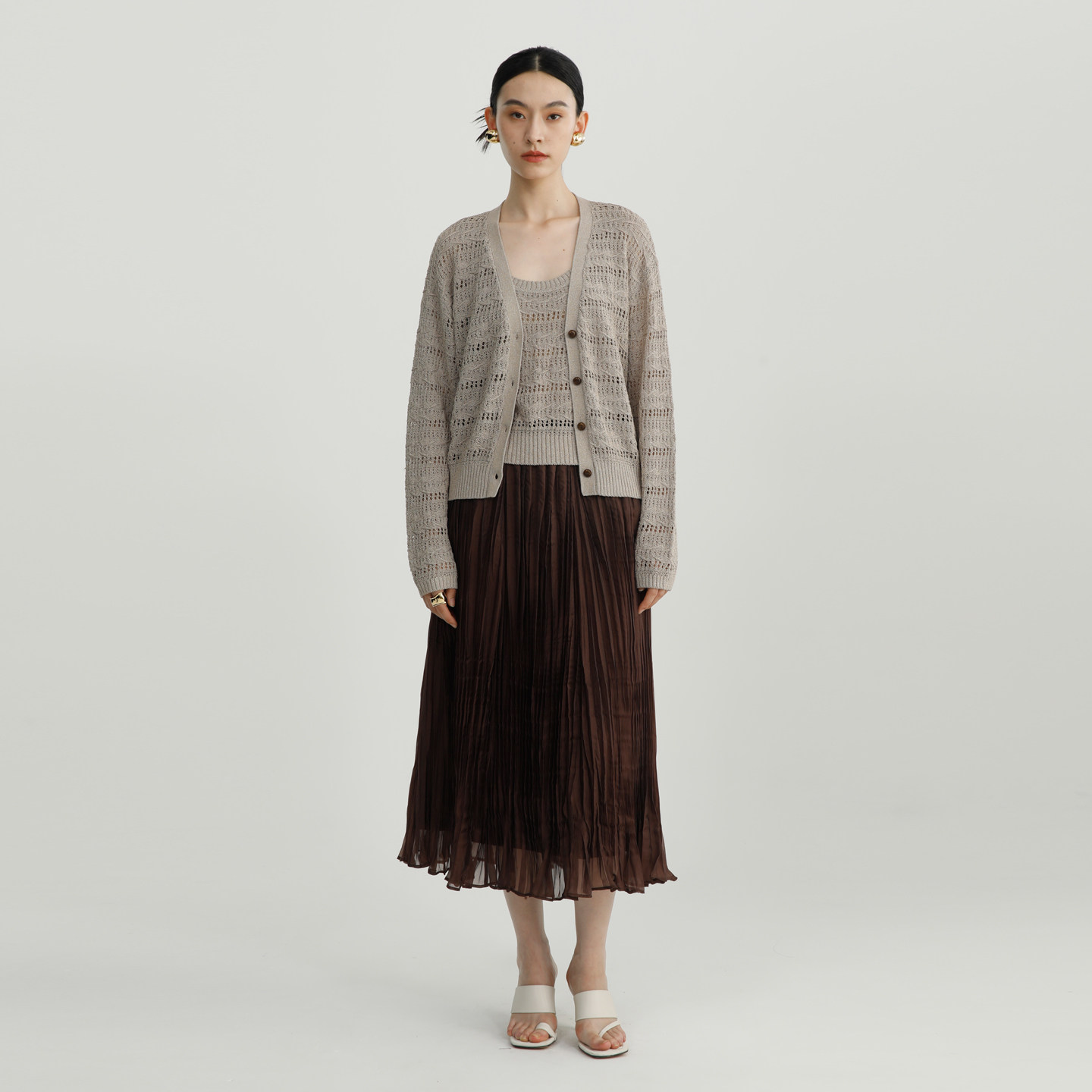 DYBULAFUN/戴布拉芬新款秋季小众洋气简约百搭纯色薄款针织上衣女