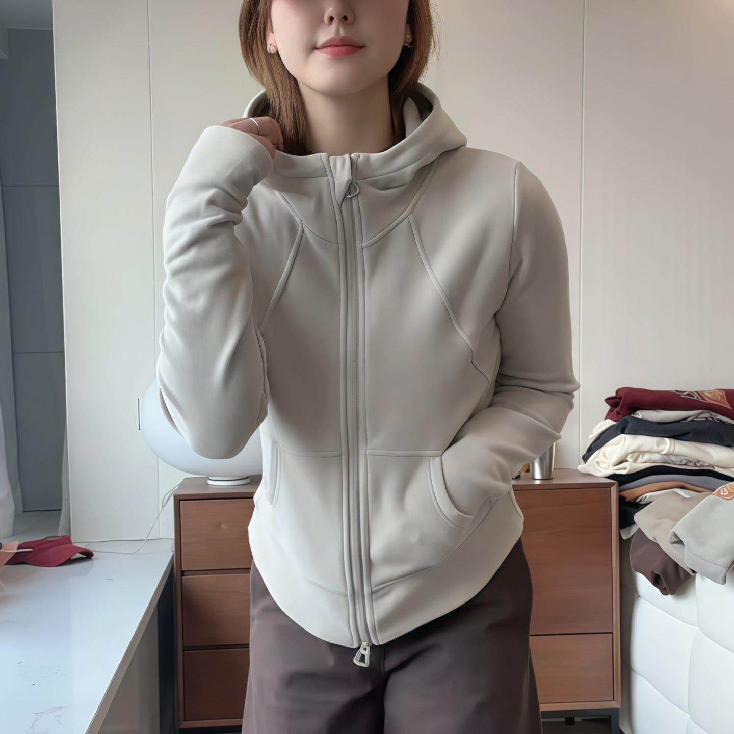 ROUMIKL连帽正肩长袖卫衣外套女2025新款爆款秋季小个子显瘦短款