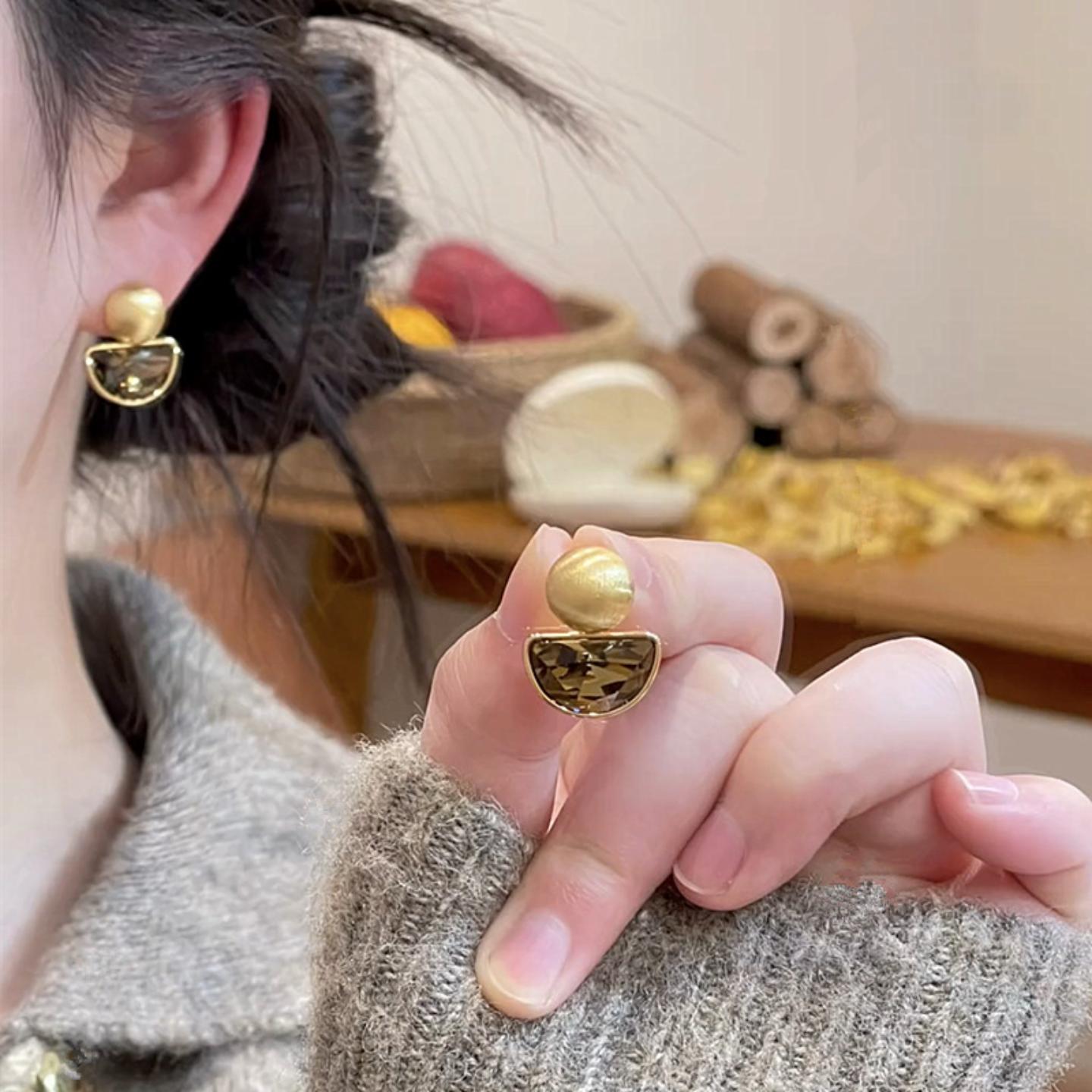 精致玻璃钻几何半圆吊坠耳环女