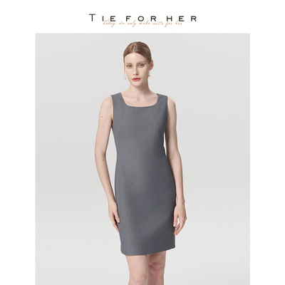 TieForHer Rice通关裙 极简暮云灰高智修身裙子淡人背心款连衣裙