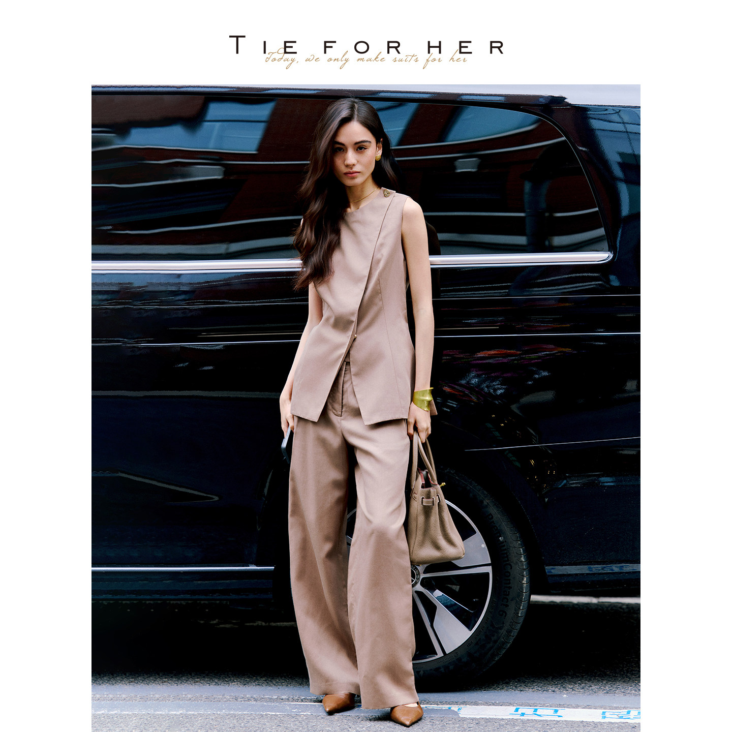TieForHer 2026夏新款卡其色斜门襟开叉上衣直筒裤女高级感通勤