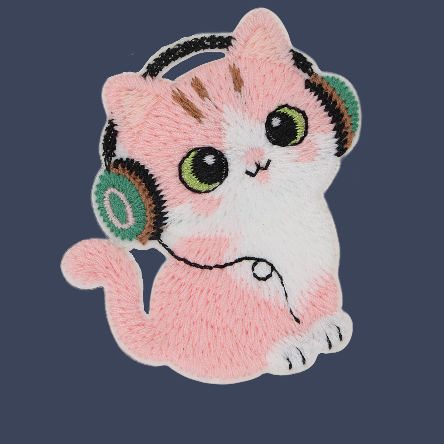 原创可爱卡通小猫刺绣布贴羽绒服破洞补丁贴书包装饰贴花自粘