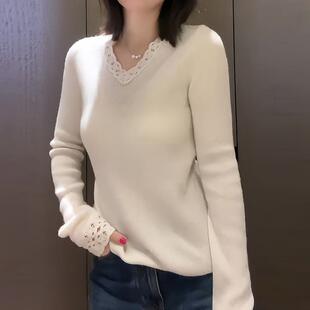 ROUMIKL白色高级感v领镂空花边打底上衣女秋冬超好看拼接洋气内搭