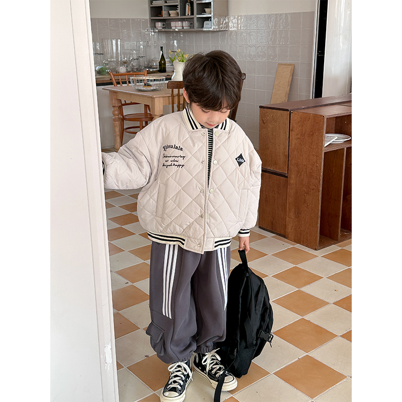 虾酱麻麻刺绣字母棒球棉服