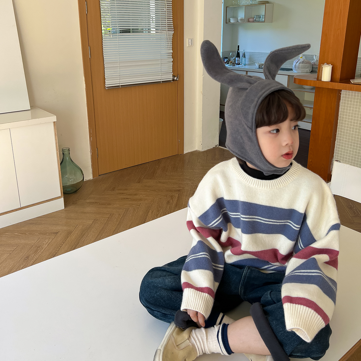 虾酱麻麻两色条纹毛衣