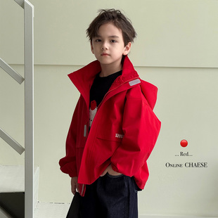虾酱麻麻男童外套秋冬季2025新款男孩衣服红色洋气连帽儿童装上衣