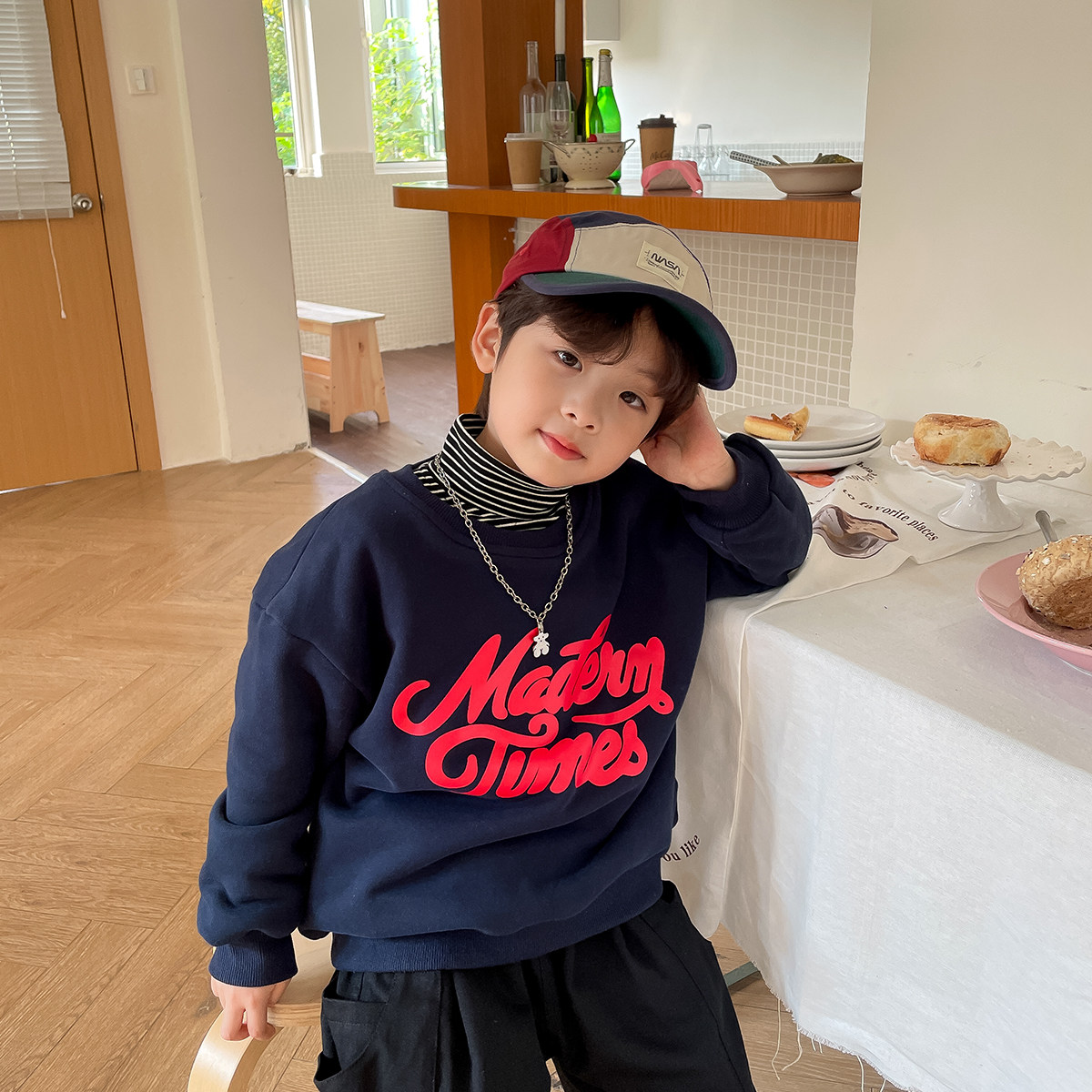 虾酱麻麻儿童冬装2024新款上衣宝宝休闲字母秋冬藏青男童加绒卫衣,童装/婴儿装/亲子装,卫衣/绒衫,淘宝优惠券,粉丝福利购,淘宝优惠卷