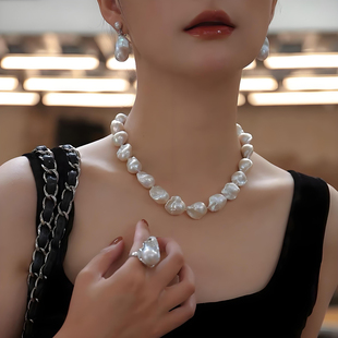 夸张淡水巴洛克个性珍珠项链女异形不规则设计颈链锁骨链女王强光