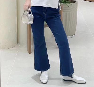 里里定制｜春季新款原色牛仔蓝九分微喇显瘦休闲牛子裤女