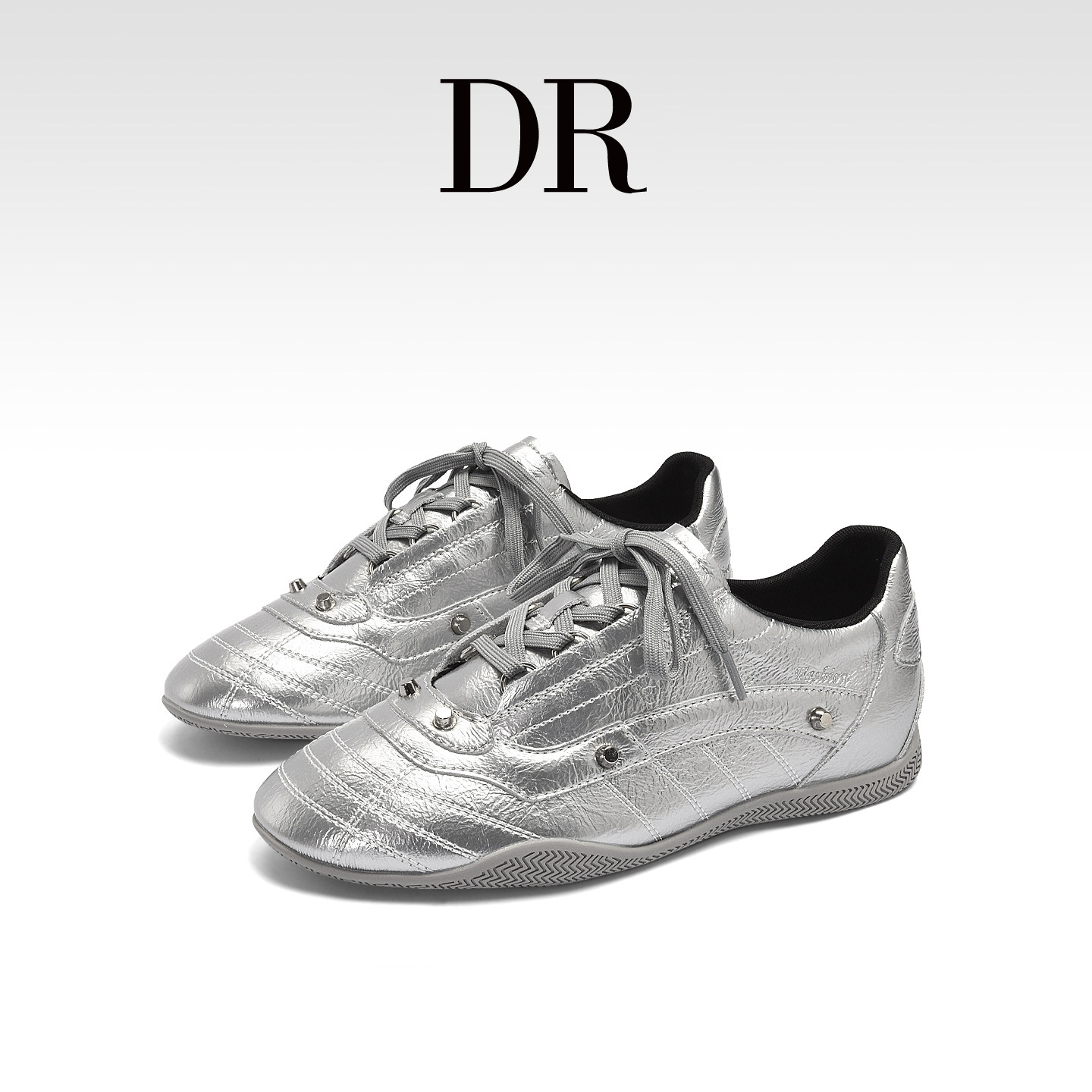 DR官方正品舒适轻便银色铆钉德训鞋女2026春季系带百搭休闲运动鞋,女鞋,德训鞋,淘宝优惠券,粉丝福利购,淘宝优惠卷
