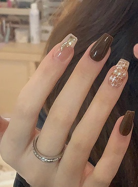纯手工穿戴甲美拉德小香风美甲
