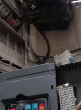 英威腾变频器GD300-015G-4  15kw剪线