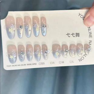 蓝色小花 小众温柔百搭 春季 限定纯手工穿戴甲轻奢猫眼小花款