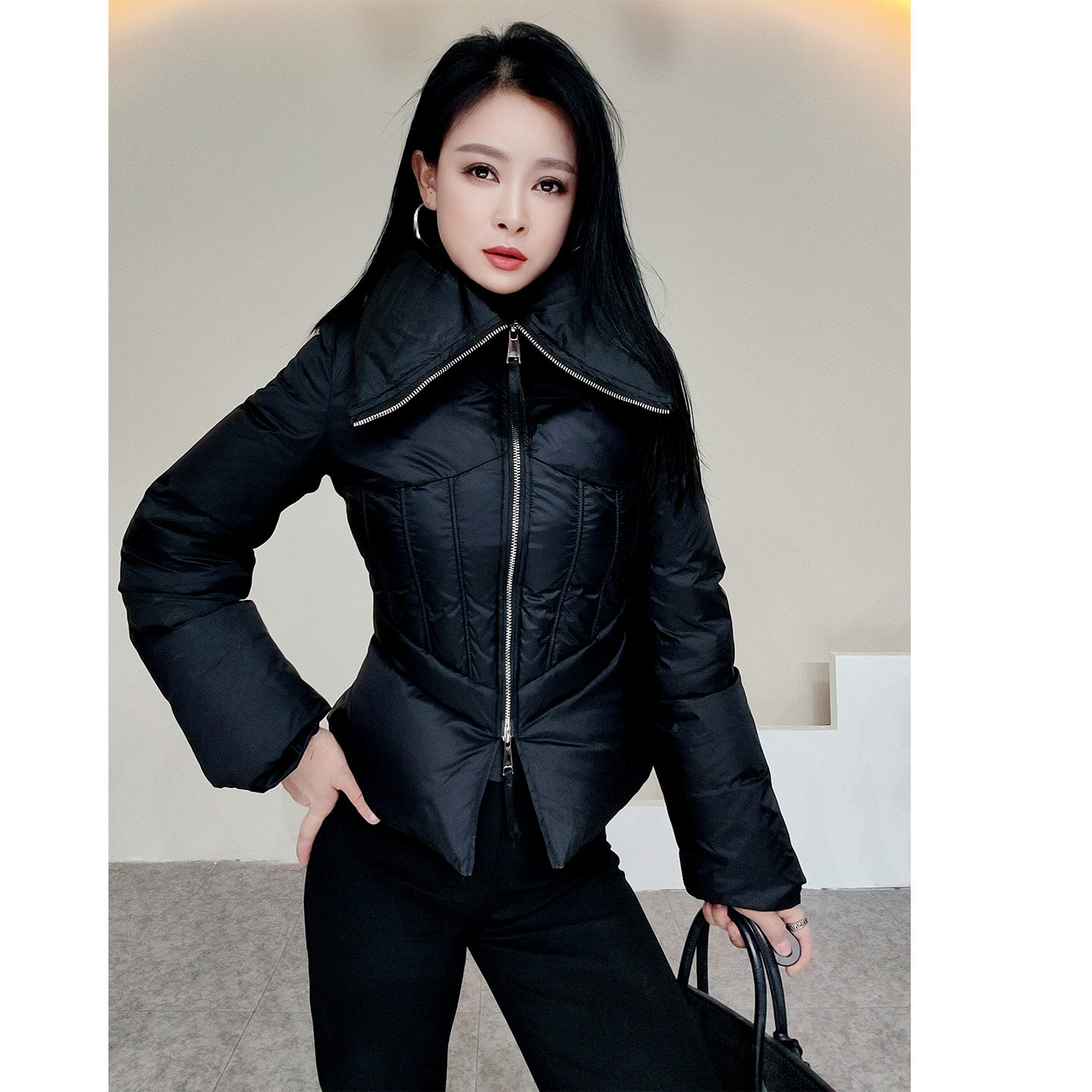 保暖黑色女士短裤大翻领羽绒服