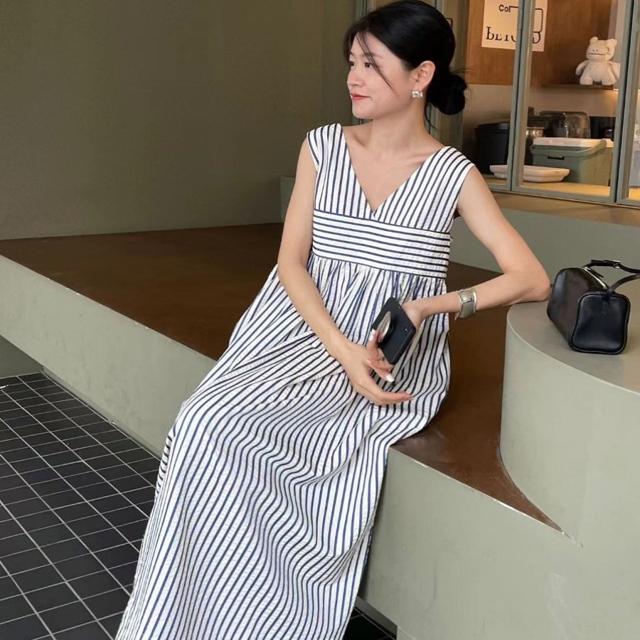 十三行女装韩系条纹背心裙长裙