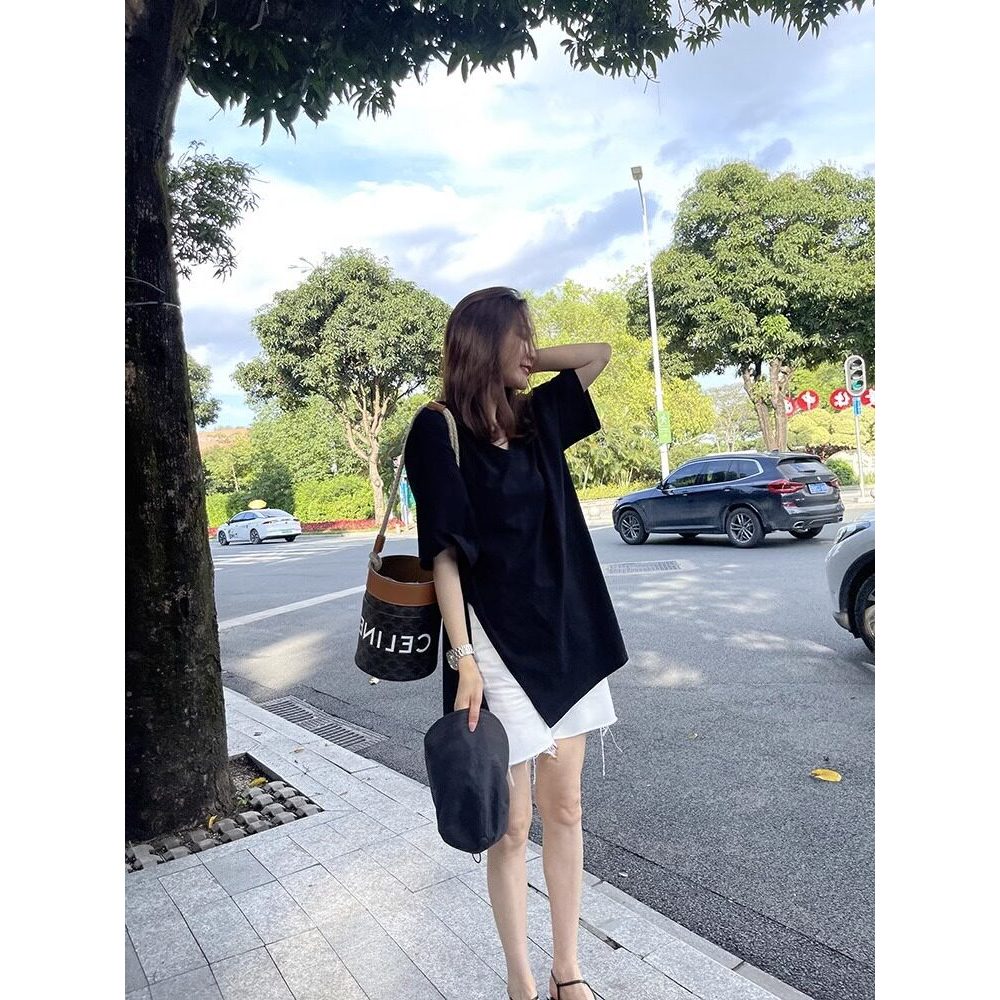 十三行韩系个性侧开叉V领T恤女