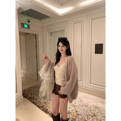 设计感灯笼袖保暖毛衣针织衫
