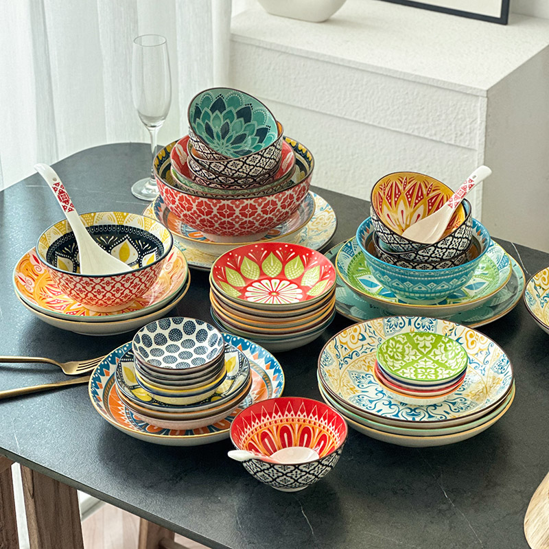 陶瓷餐具套装釉下彩波西米亚碗碟套装家用盘子2024新款乔迁碗勺碟
