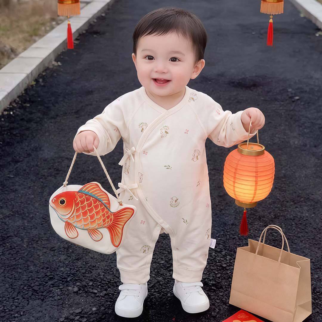 新生儿衣服春秋季蝴蝶衣婴儿纯棉a类连体衣宝宝长袖睡衣爬服斜襟