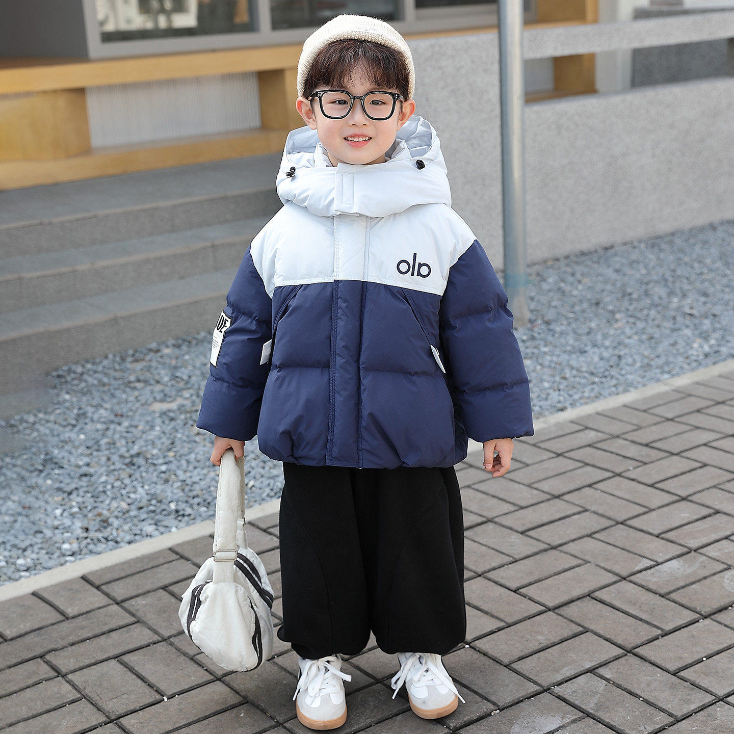 英国MDCW男童字母拼色羽绒服2025冬季男孩白鸭绒外套宝宝保暖棉袄,童装/婴儿装/亲子装,羽绒服,淘宝优惠券,粉丝福利购,淘宝优惠卷