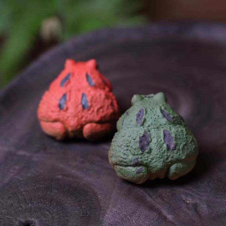 宜兴紫砂茶宠小金蟾小青
