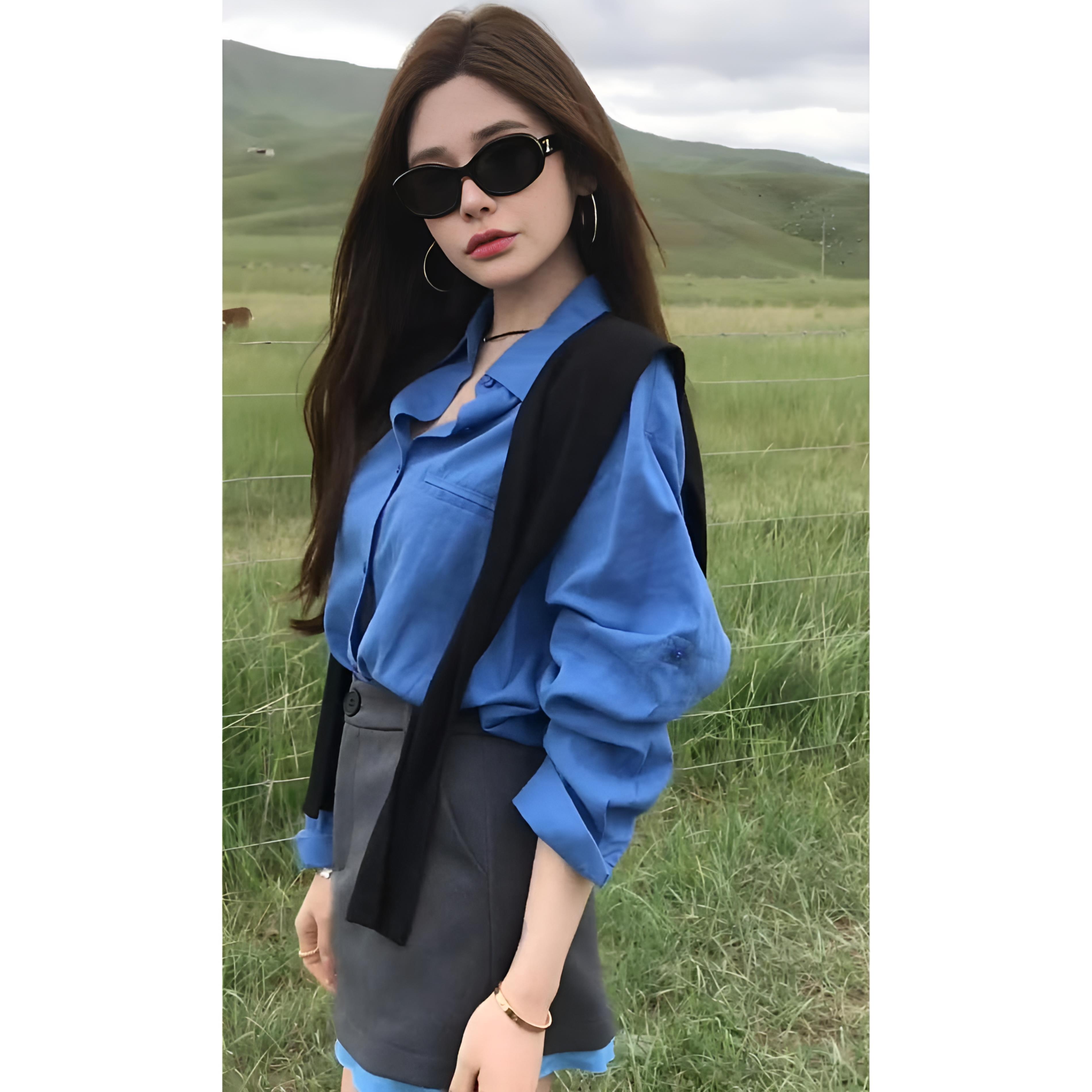 ROUMIKL早秋2025流行穿搭一整套干练通勤风蓝色衬衫高腰撞色A字裙