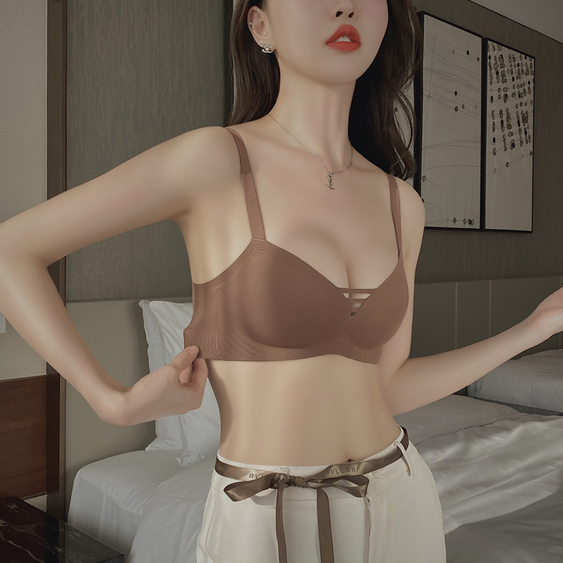 无痕内衣女小胸聚拢春夏款收副乳防下垂大胸显小外扩性感文胸罩