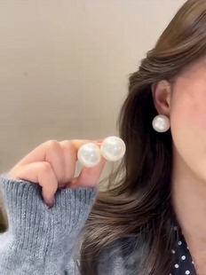 轻奢法式半圆大珍珠耳钉女日常百搭时尚气质耳环经典925银针耳饰