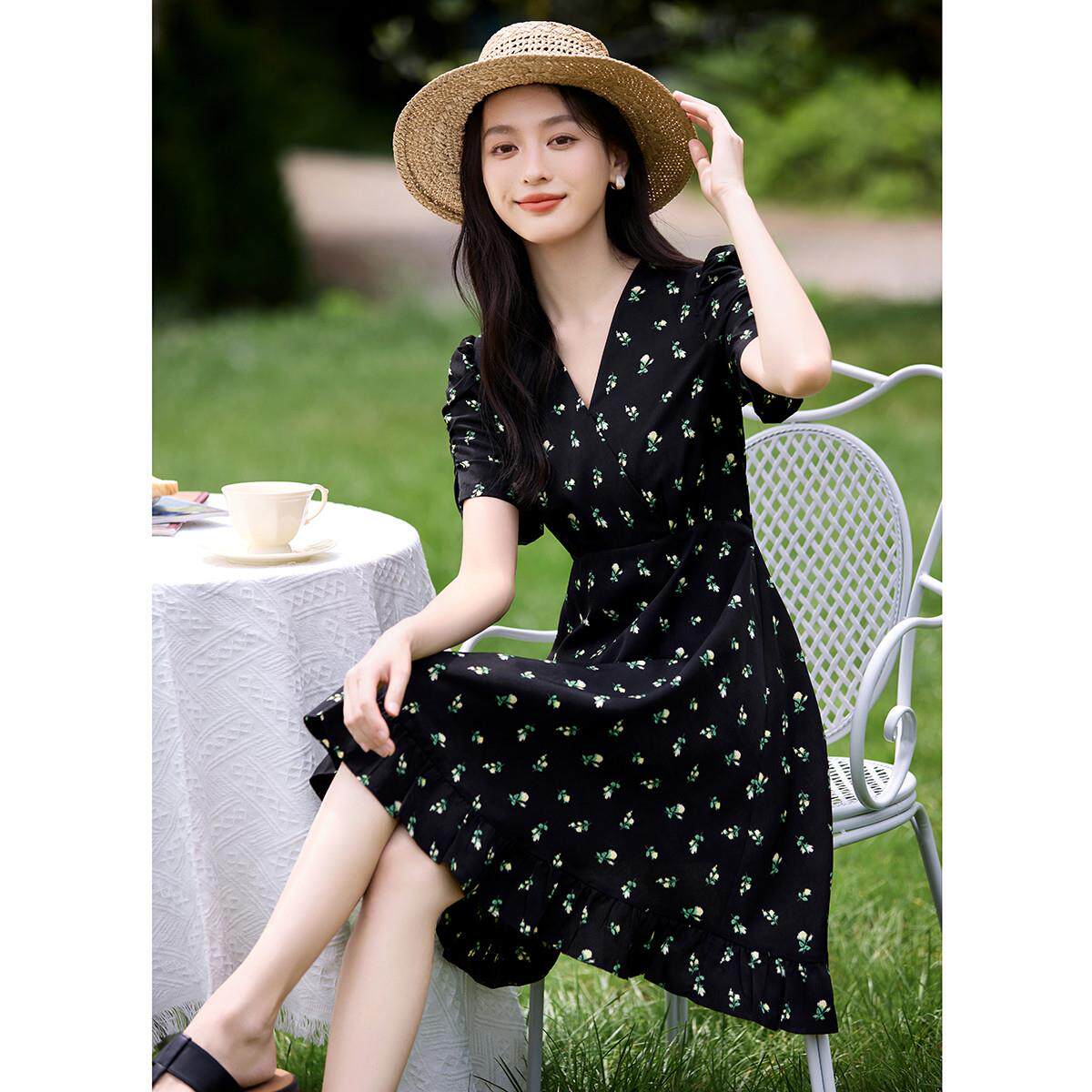RIERA2025年夏季V领泡泡袖优雅收腰显瘦时髦连衣裙女夏新款连衣裙