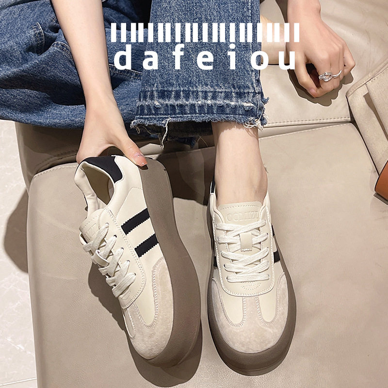 女王系运动鞋厚底休闲板鞋女春夏新款真皮百搭黑色软底德训鞋子