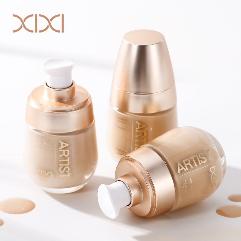 新款推荐沁养透光持妆粉底液清透保湿贴服底妆奶霜质地控油日常