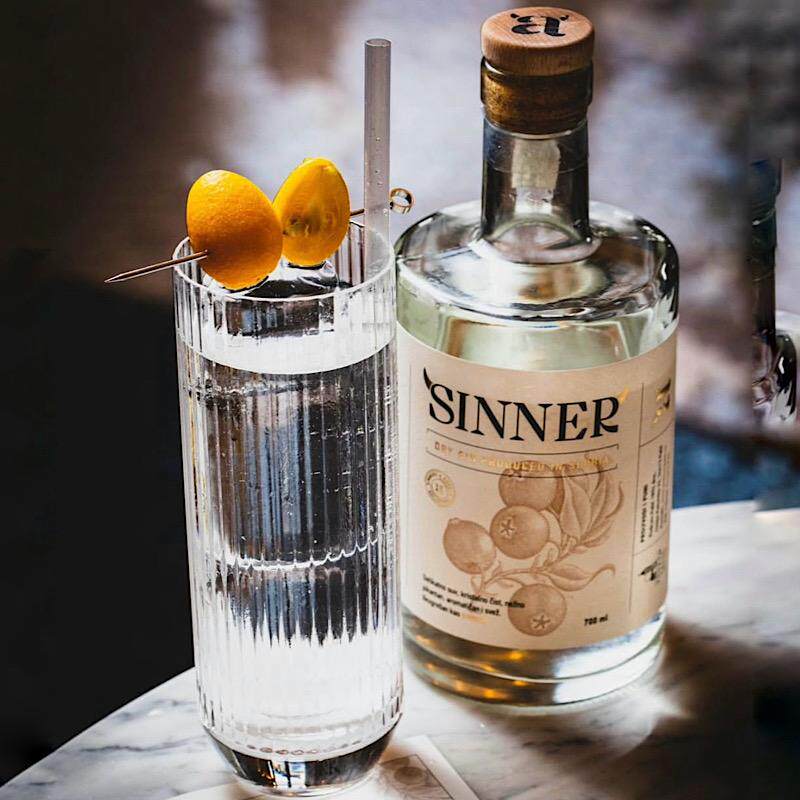 柑橘杜松子花香的微妙结合 塞尔维亚SINNER DRY GIN柑橘双虎金酒