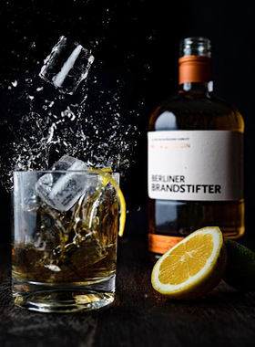 桶陈木香果味红酒 德国柏林德焰陈年金酒BERLIN AGED GIN杜松子酒