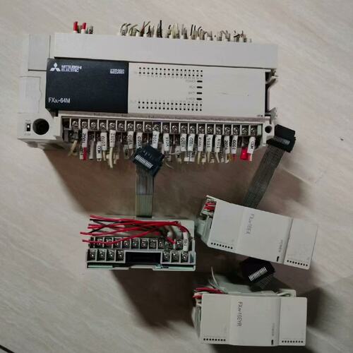 议价PLC FX3U-64MT/ES-A主机+FX2N-16可维修