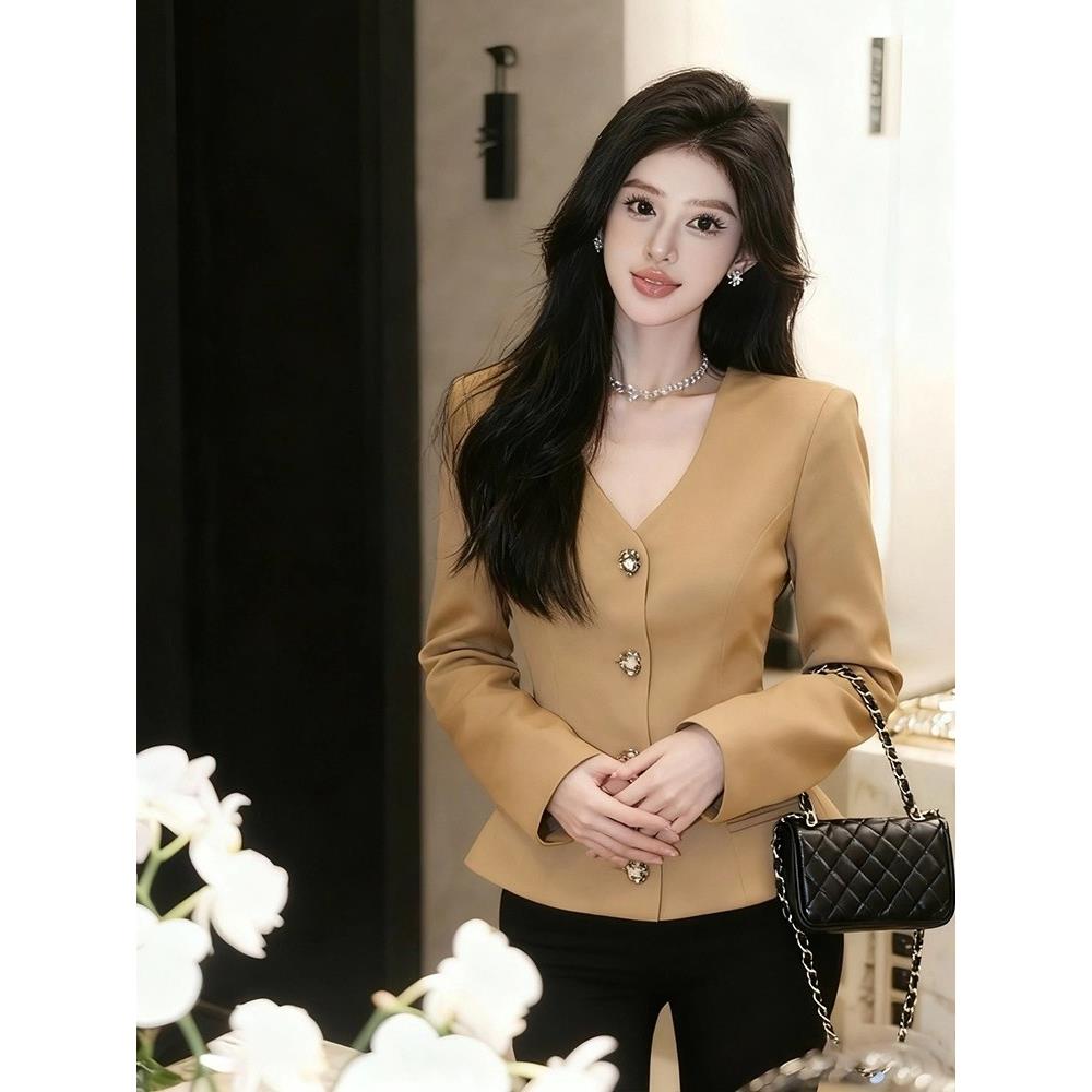 ROUMIKL大方得体风V领金属扣西装外套女早秋季新款千金风掐腰短款