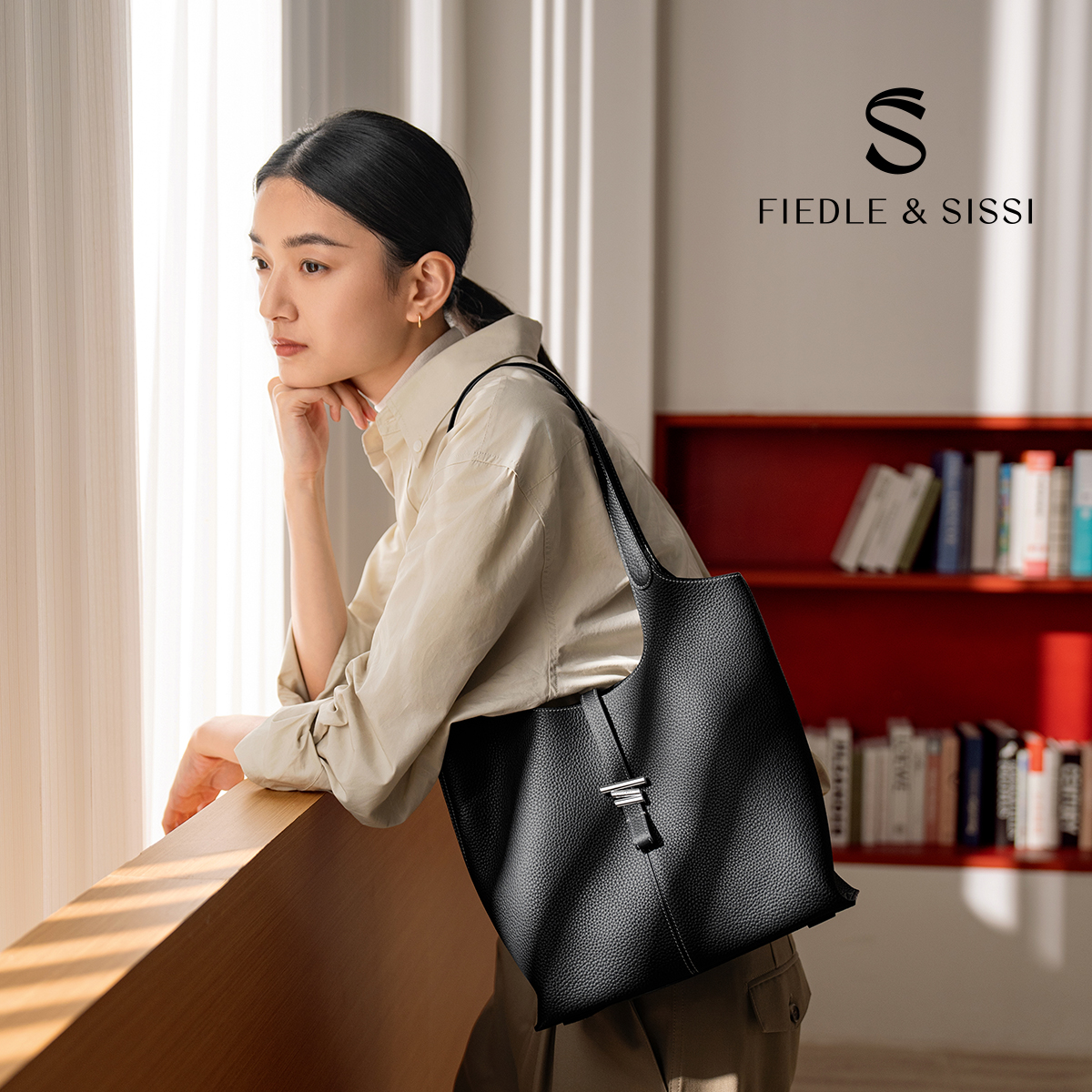 fiedle&sissi头层牛皮风铃托特包