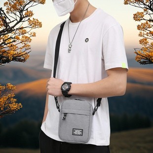 单肩包迷你轻便随身手机袋户外斜挎包男女休闲运动背包小巧通勤包