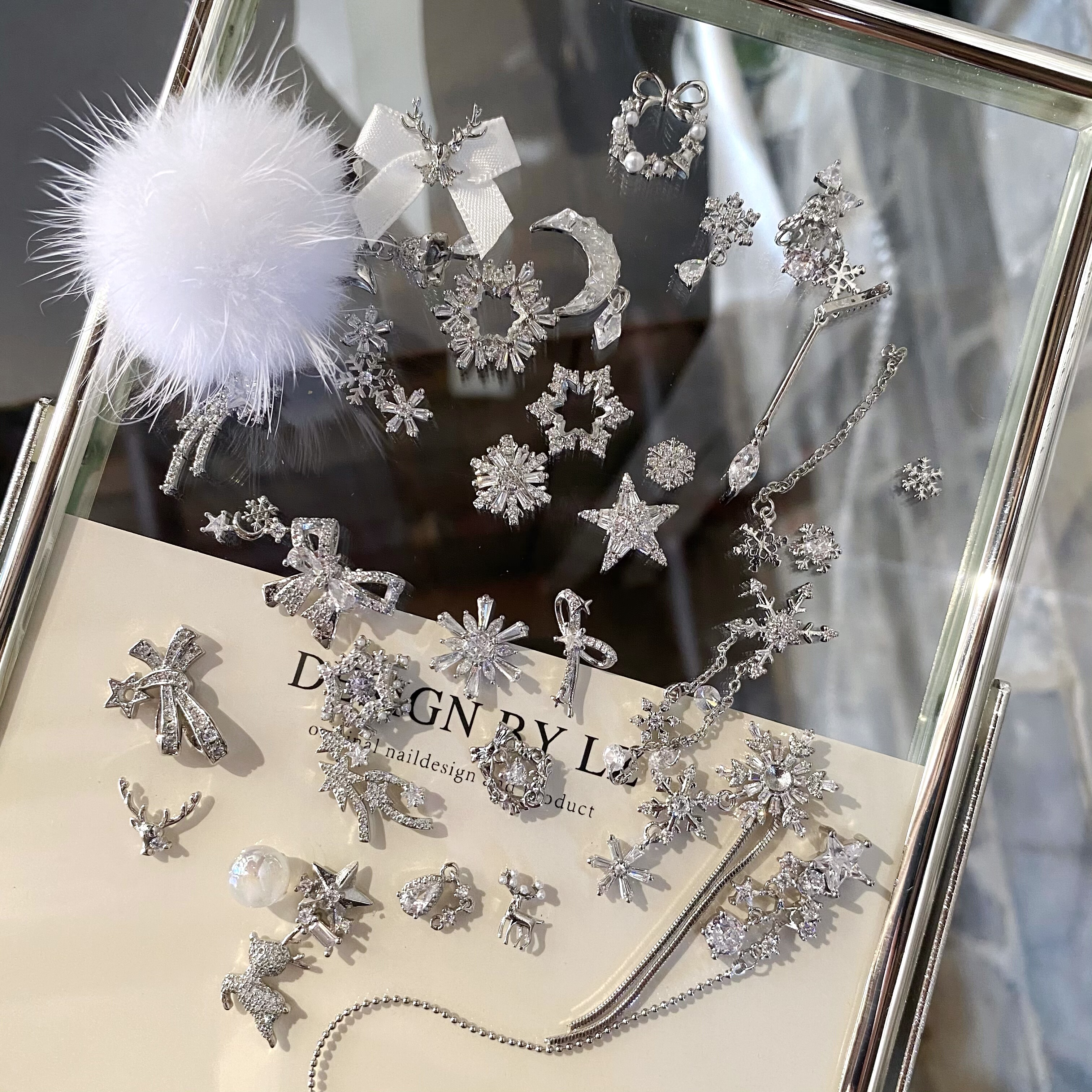 正品LZ高定美甲饰品2024圣诞限定系列全集锆石镶嵌满钻星雪花钻框,彩妆/香水/美妆工具,指甲装饰,淘宝优惠券,粉丝福利购,淘宝优惠卷