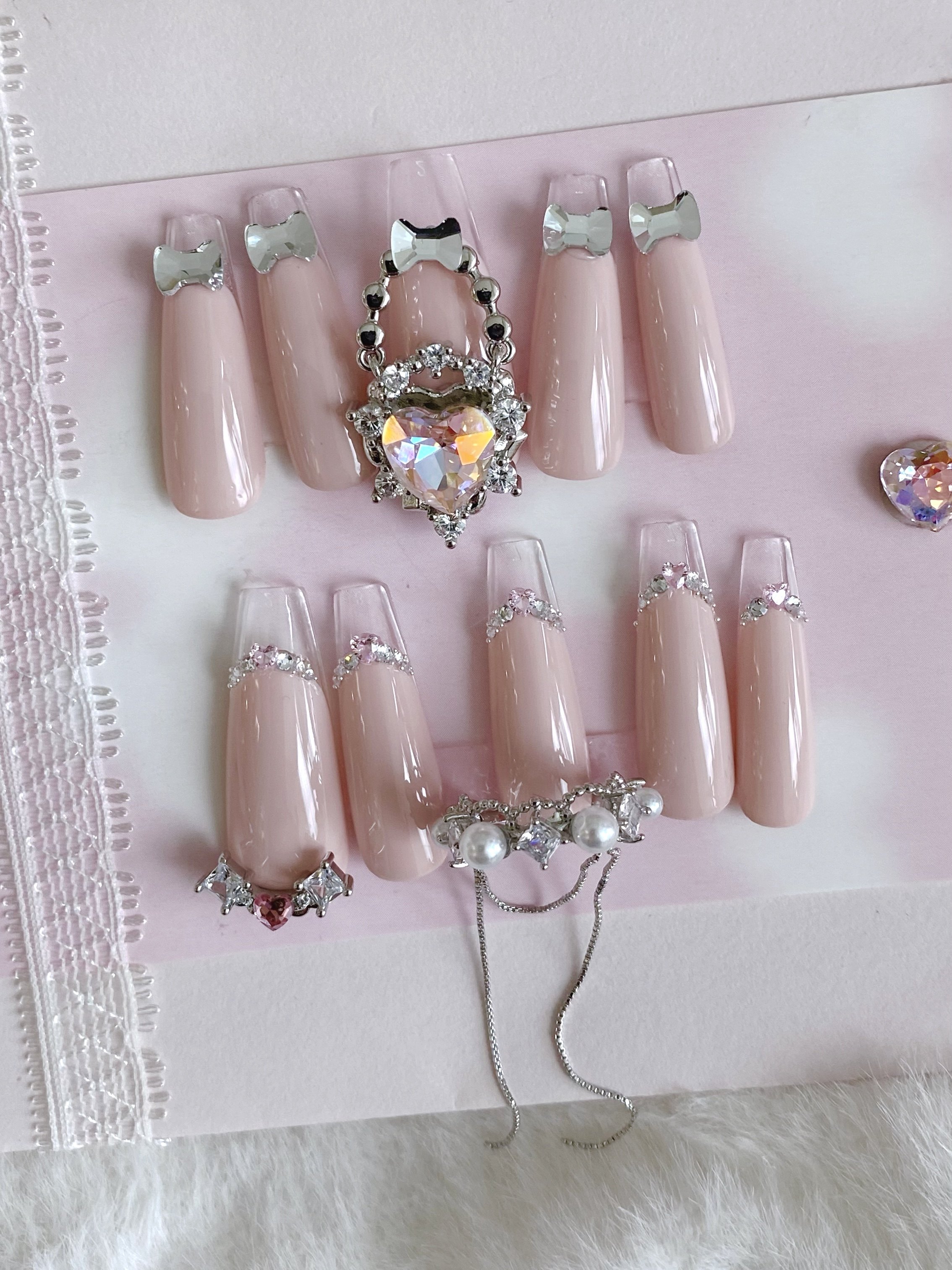 正品LZ高定美甲饰品西西里岛的浪漫特辑爱丽丝梦幻爱心框珍珠蕾边,彩妆/香水/美妆工具,指甲装饰,淘宝优惠券,粉丝福利购,淘宝优惠卷