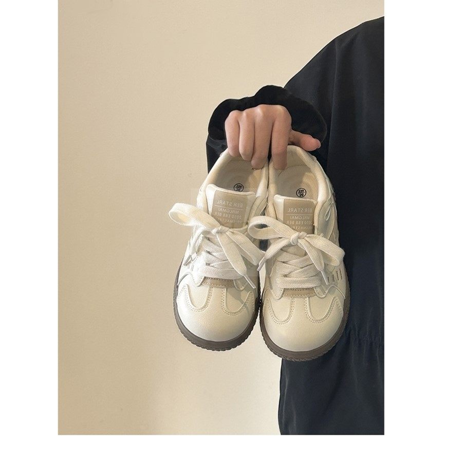 可爱韩系小白鞋女生百搭平底学生休闲板鞋秋季2025新款chic鞋子