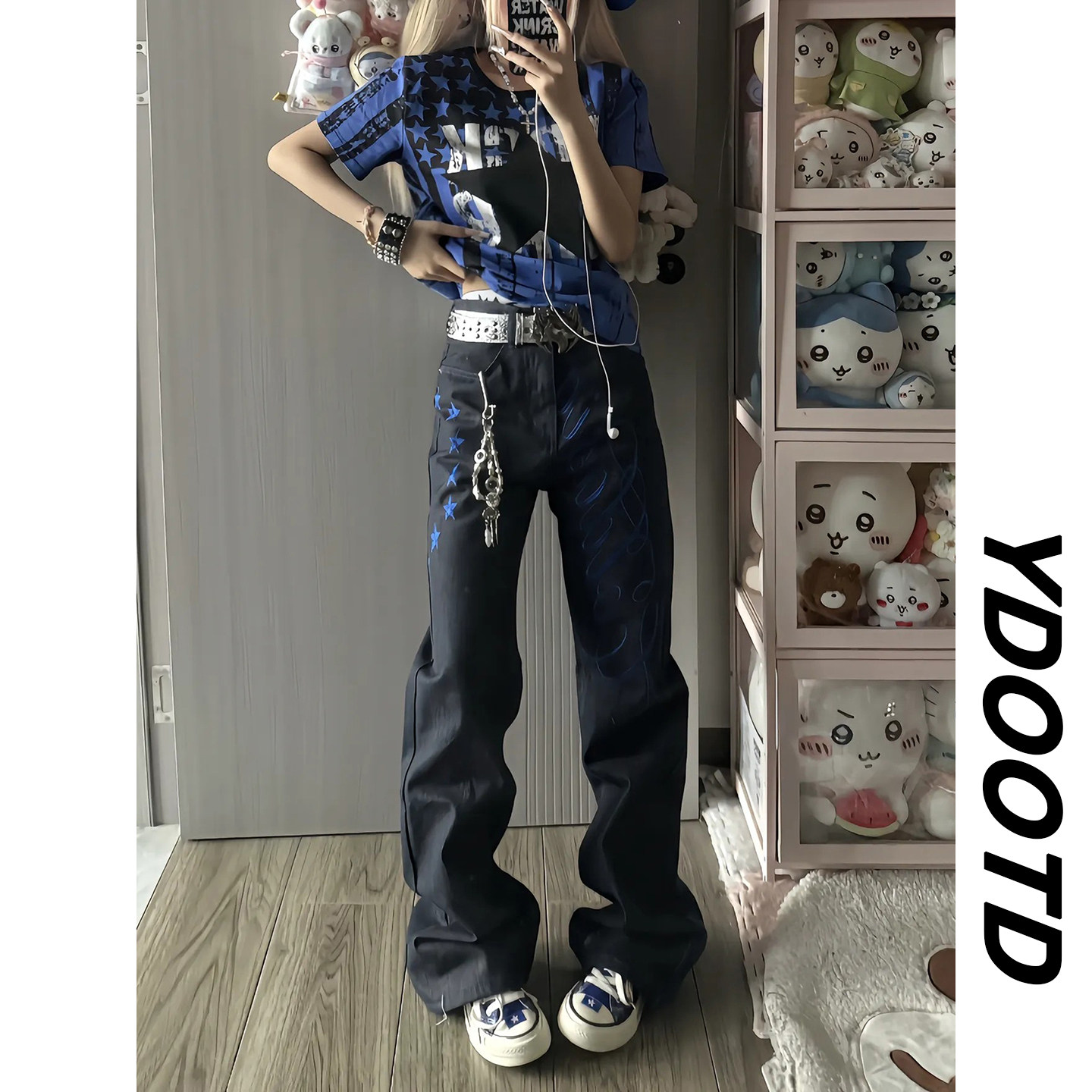 美式街头蓝色字母刺绣牛仔裤男黑色显瘦宽松直筒潮牌长裤微喇裤子