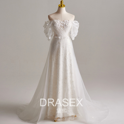 法式一字肩新娘轻婚纱高级感森系