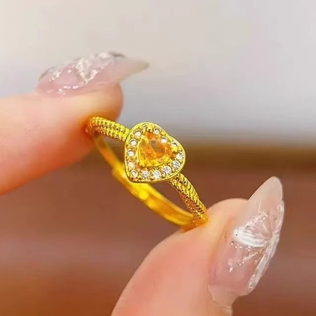 国风潮铜镀银手工饰品轻奢金色爱心黄糖戒指超闪心形冰糖麻花锆石
