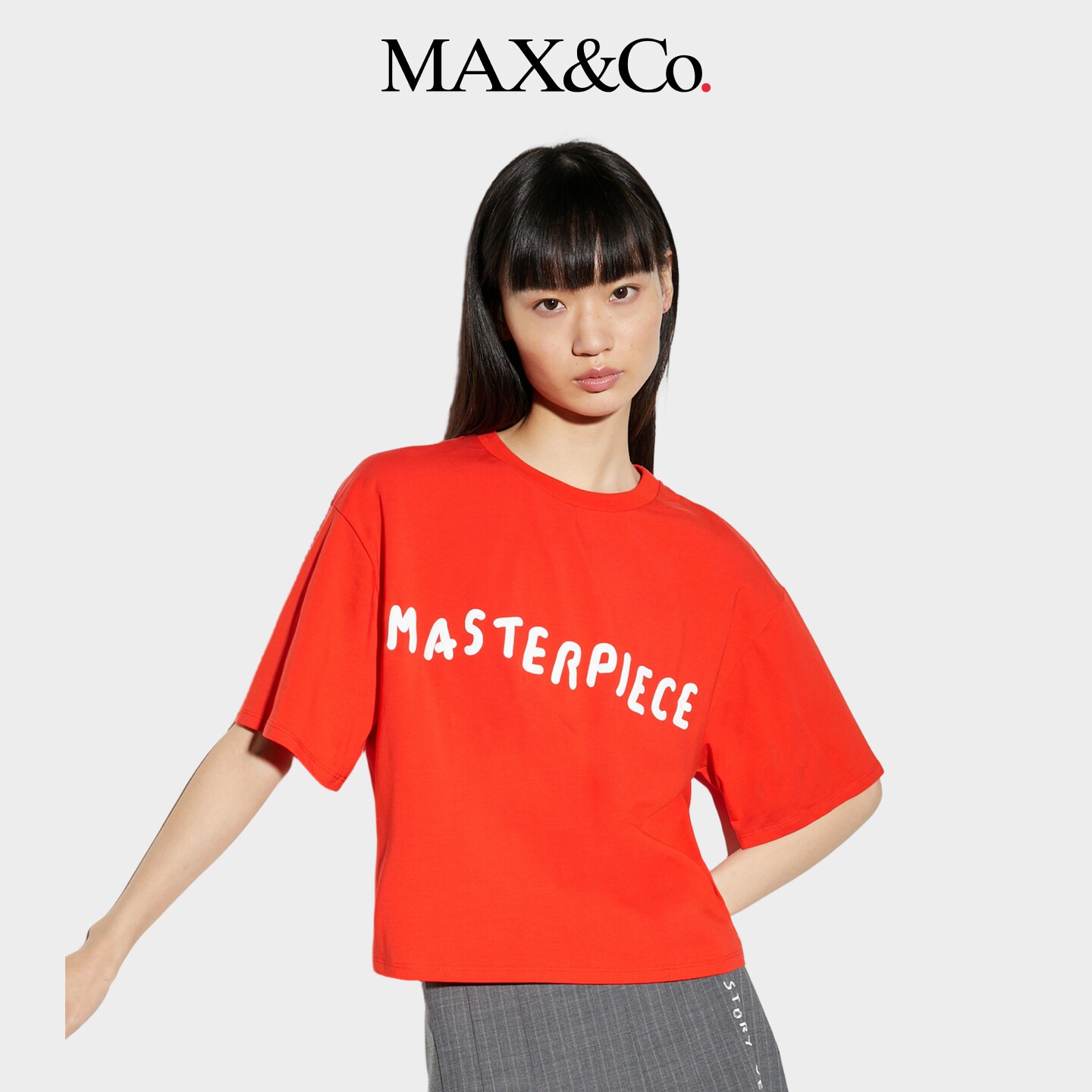 MAX&Co.女装夏季时尚涂鸦风T恤上衣舒适多色正肩短袖女8976024102