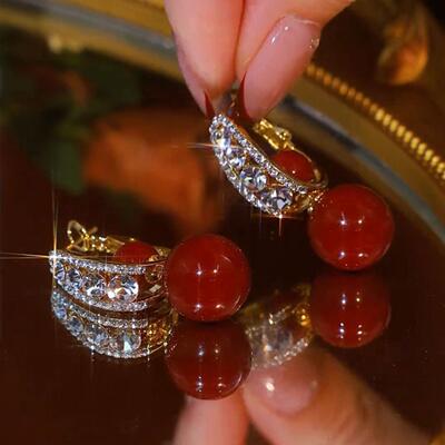 轻奢设计感一款多戴锆石红色珍珠