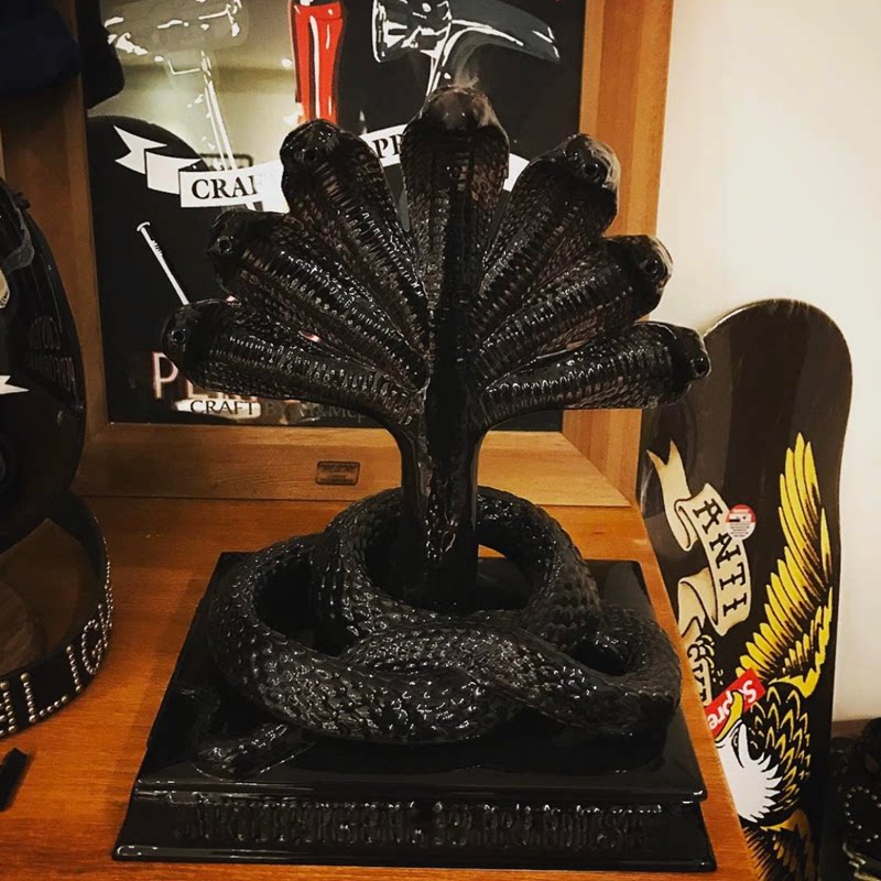 nbhd限量联名香薰摆件七头蛇香薰炉摆件家居潮牌陶瓷香炉超酷装饰