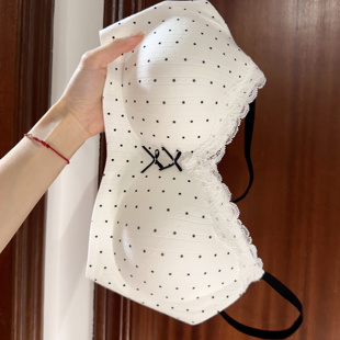 甜美蕾丝碎花无痕内衣女薄款小胸聚拢提拉防下垂透气文胸