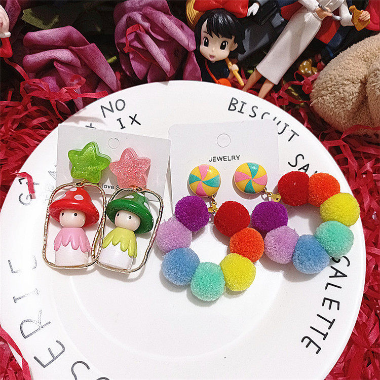 原创手作耳饰秋冬波西米亚风彩色毛球大耳圈卡通蘑菇小人耳钉耳环