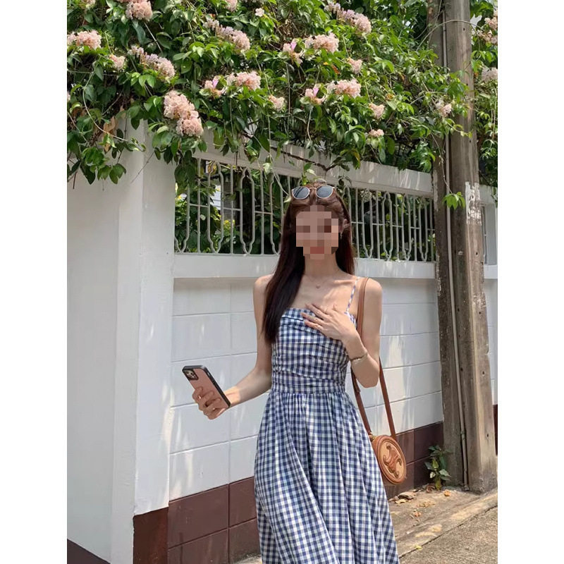 格子抹胸裙一字肩连衣裙女夏季法式气质设计感收腰海边度假长裙子